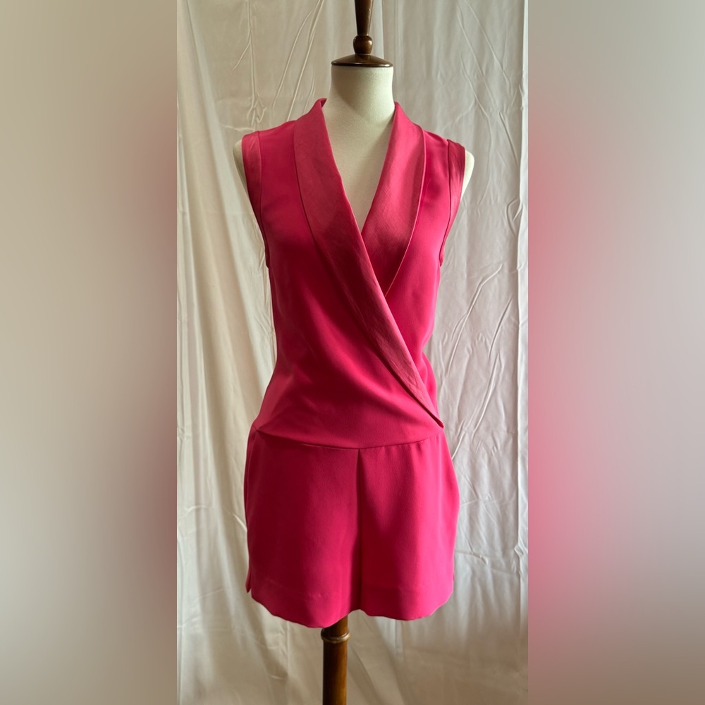 L'AGENCE Vibrant Pink Tuxedo Romper Sz 6